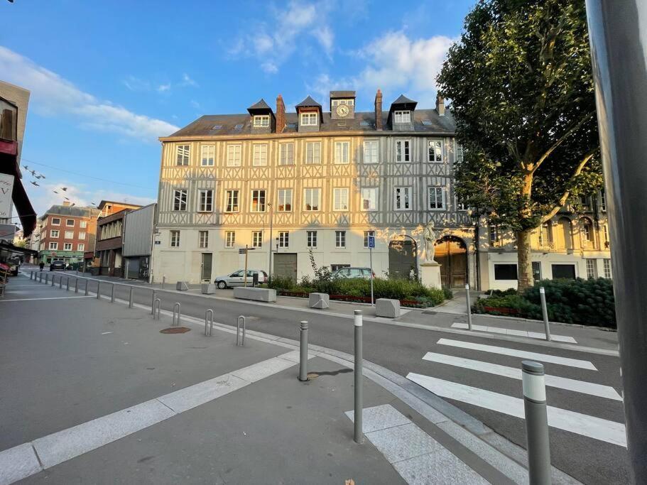 Le Henri IV - Vue Cathedrale, Parking Daire Rouen Dış mekan fotoğraf